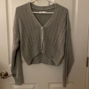 Grey knit sweater *Never Worn